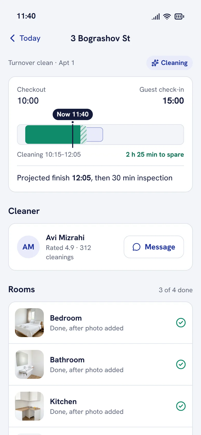 Job tracking with the turnover window bar, the now marker and the projected finish before check-in